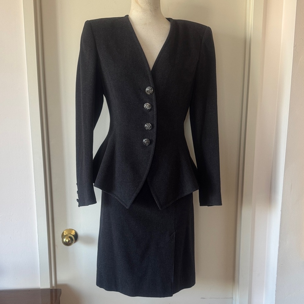 Emanuel Ungaro Black Women's Blazer and Skirt Set 12
